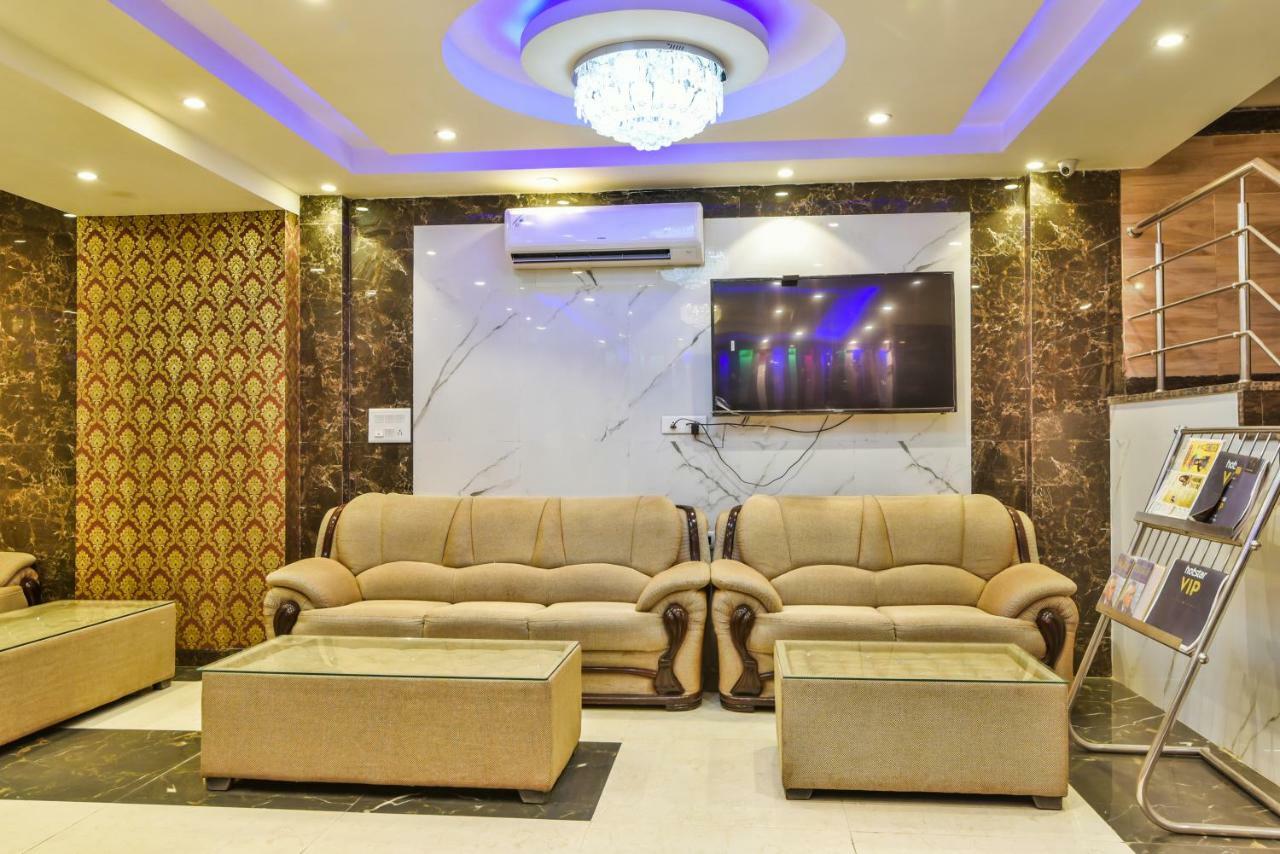 Olivia Entrance Delhi Airport Mahipalpur Nova Deli Exterior foto