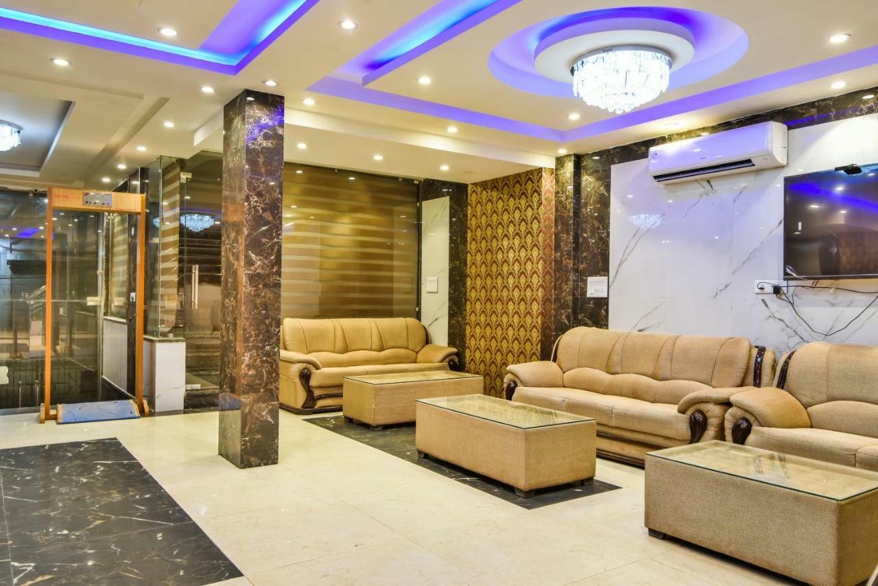 Olivia Entrance Delhi Airport Mahipalpur Nova Deli Exterior foto